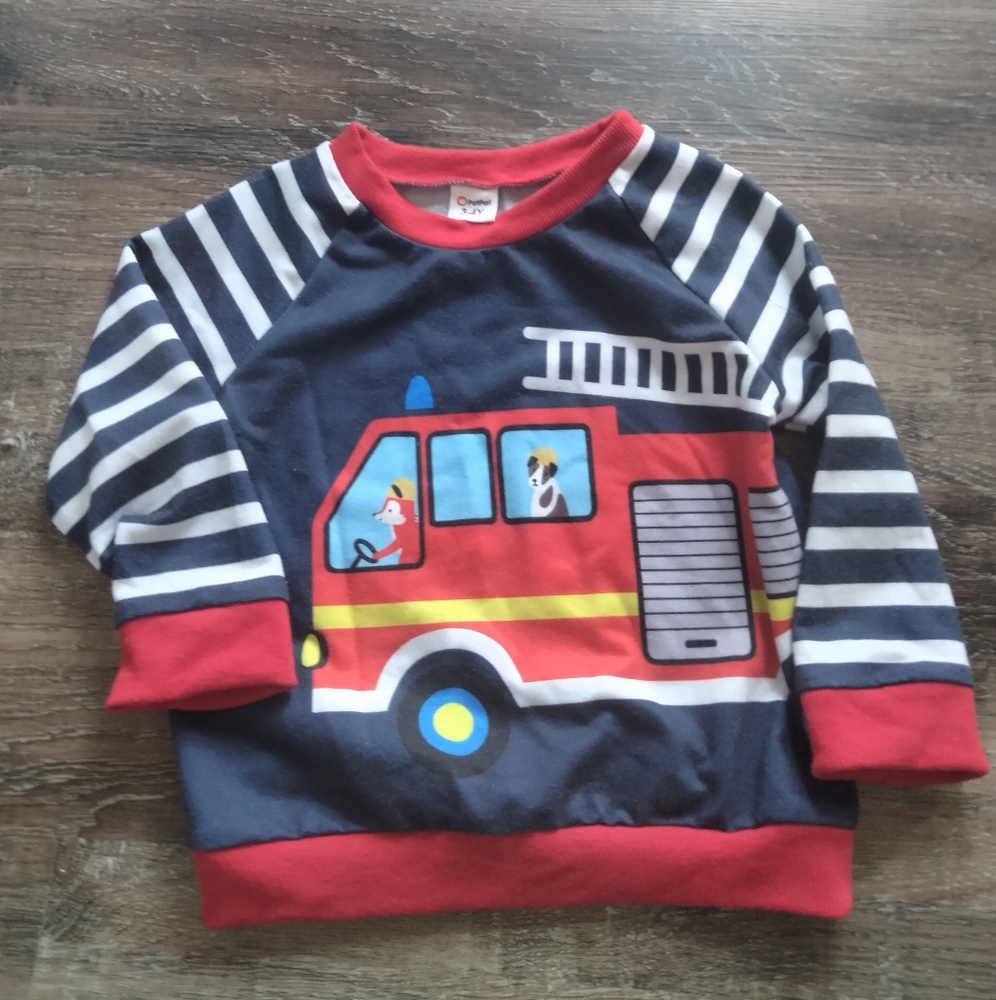 3T long sleeve and shorts bundle - Picture 7 of 8